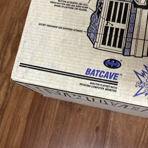 Vintage Toy Biz Batman Batcave Master Playset 1989 Kenner DC - NEU VERSIEGELT - Bild 18 von 24