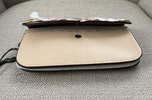 Coach 1941 wristlet clutch tea roses in colour Beechwood New With Tag - Picture 12 of 19