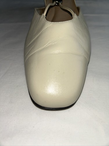Women’s Cream Naturalizer Dress Shoes With Block Heel Size 11M - Picture 13 of 21