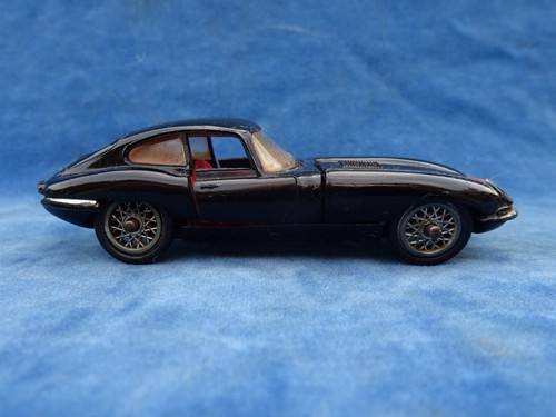 JOLI ! NOREV 1:43 JAGUAR TYPE E N° 156 - A REPARER - Imagen 2 de 8
