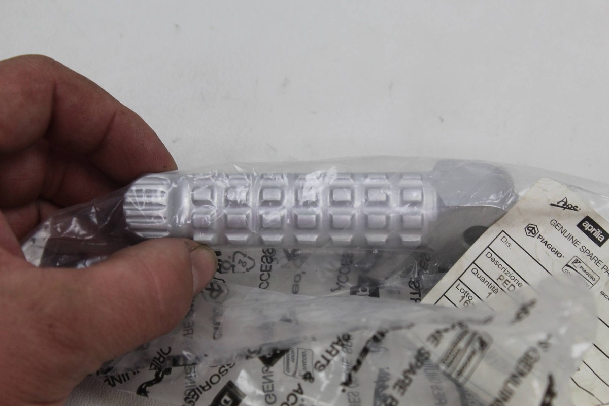 Moto Guzzi Griso Sport Breva 1200 07-14 OEM Rear Right RH Footrest