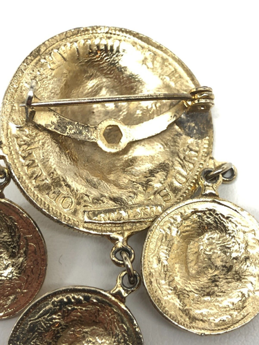 Vintage Repousse Pop Out goldfarben 1907 Barber 4 Münzen Hänger Brosche USA - Bild 4 von 6