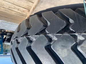 Neumáticos Firestone 29.5 35 (nuevo Y Usado) no secciones, sin botas, todo  limpio | eBay