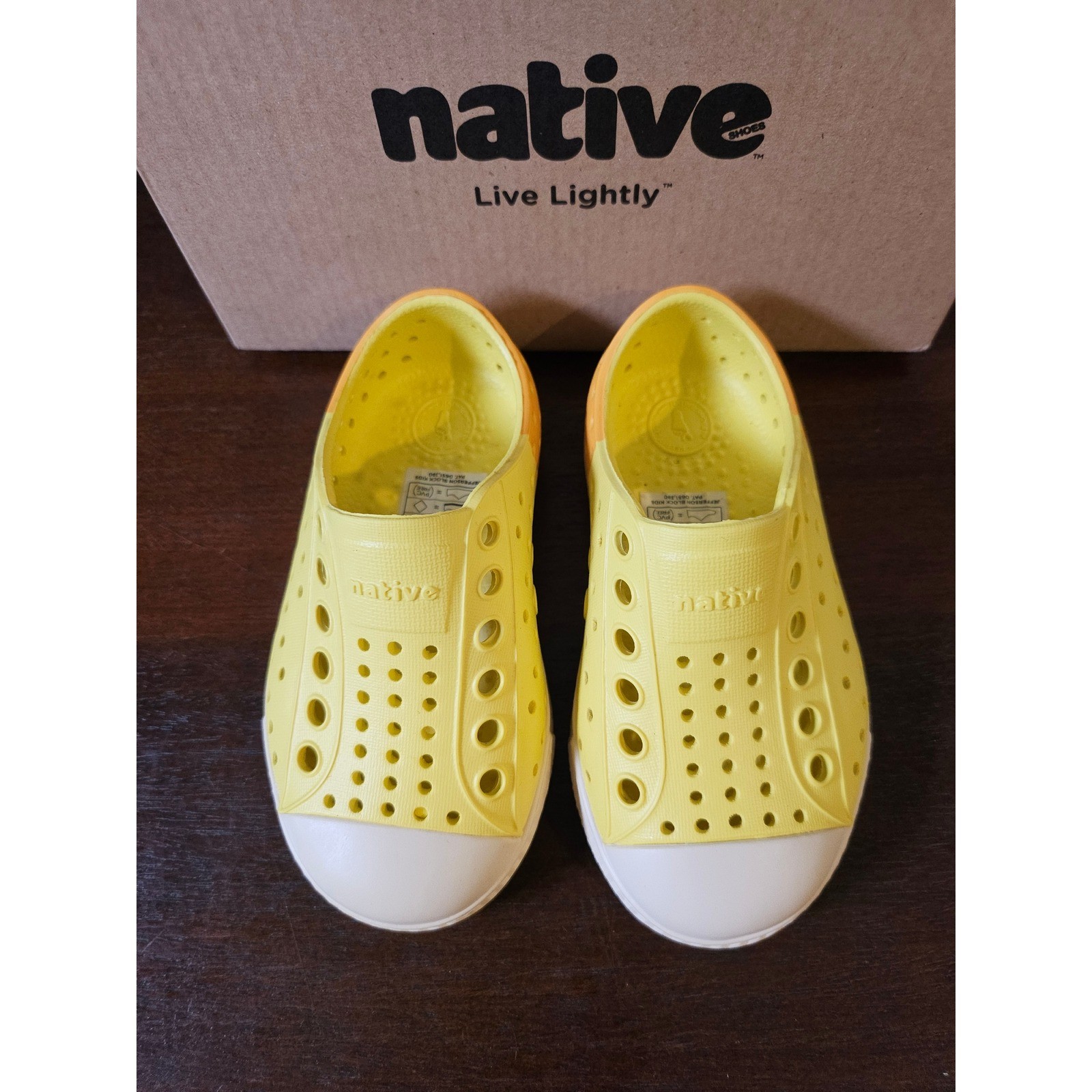 Native Jefferson Block Kids Size C6 Yellow Bone White Slip On Sneakers