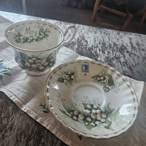 Royal Albert Tazza Tè Porcellana Collezione "Flower Of The Month "Maggio" - Foto 3 di 11