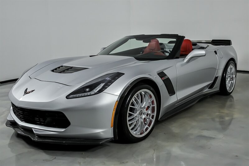 2015 Silver Chevrolet Corvette   | C7 Corvette Photo 6
