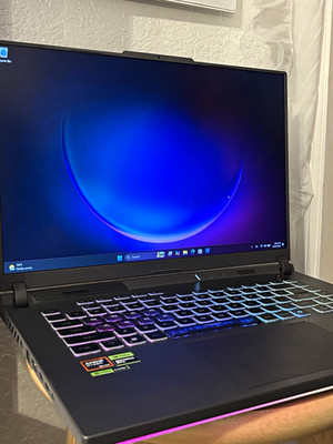 ASUS ROG Strix G16 G614FM 16in Ryzen 9 RTX 5060 16GB 1TB Win 11 Black