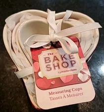 The Bake Shop Heart Measuring Cup Set Of 4 Red White Glazed Ceramic Holiday 