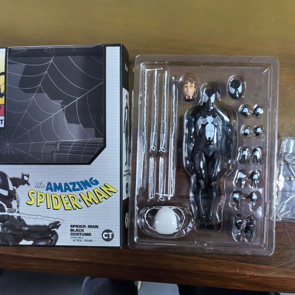 In Stock！MAFEX No.147 Spider-Man Black Costume COMIC Ver. Action