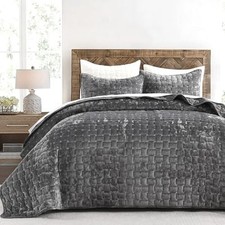 Velvet Quilt Queen Size, 3-Piece Luxury Dark Grey Quilt Bedding Set,