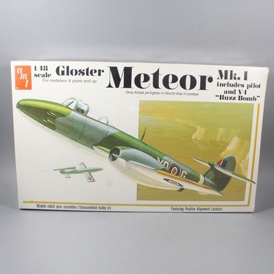 AMT T648 Gloster Meteor MK 1 and V1 Buzz Bomb Model Kit 1/48 NEW Sealed