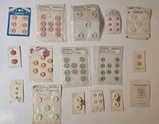 Vintage 1950s–1970s Carded Button Lot – Le Chic, La Mode, Le Bouton, Supreme,...
