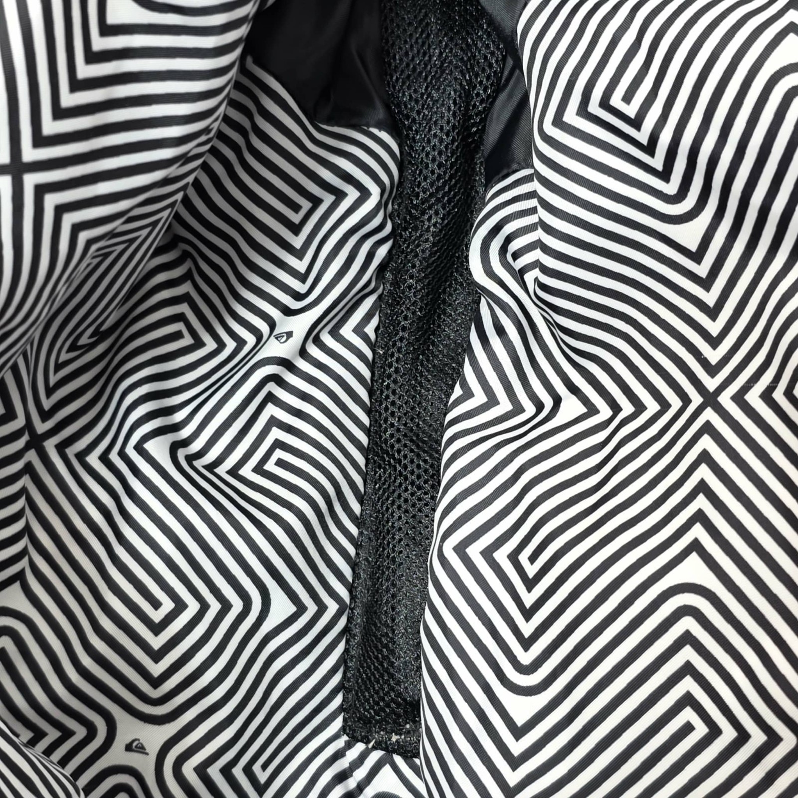 Quiksilver Quicktech Edition Snowboarding Jacket … - image 15