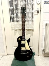 2000’s Encore Les Paul Excellent cond electric guitar black vintage Gibson look