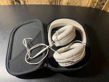 Bose QuietComfort Wireless Over-Ear Headphones - White smoke