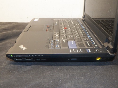 Lenovo ThinkPad SL410 14 Inch XP Pro -4GB/320GB/Webcam/DVDRW/HDMI/ExpressCard - Picture 11 of 15