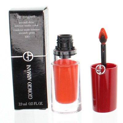 lip magnet 300