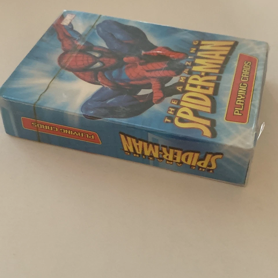 Mazo de cartas de superhéroes The Amazing Spiderman Marvel Comics nuevo sellado Foto 4 de 4