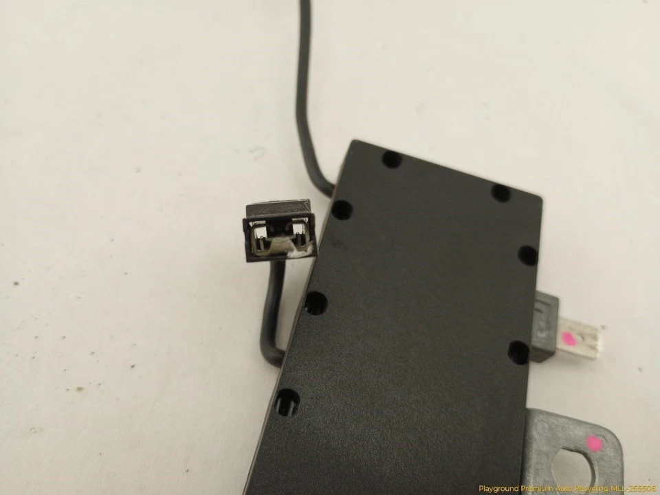 Модуль усилителя антенны BMW 735i E32 подходит для 1988 1989 1990 1991 1992 88  - Изображение 4 из 4