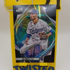 2022 Topps Cosmic Chrome - Mookie Betts #190 Black Eclipse Refractor /10 FOP 🔥 