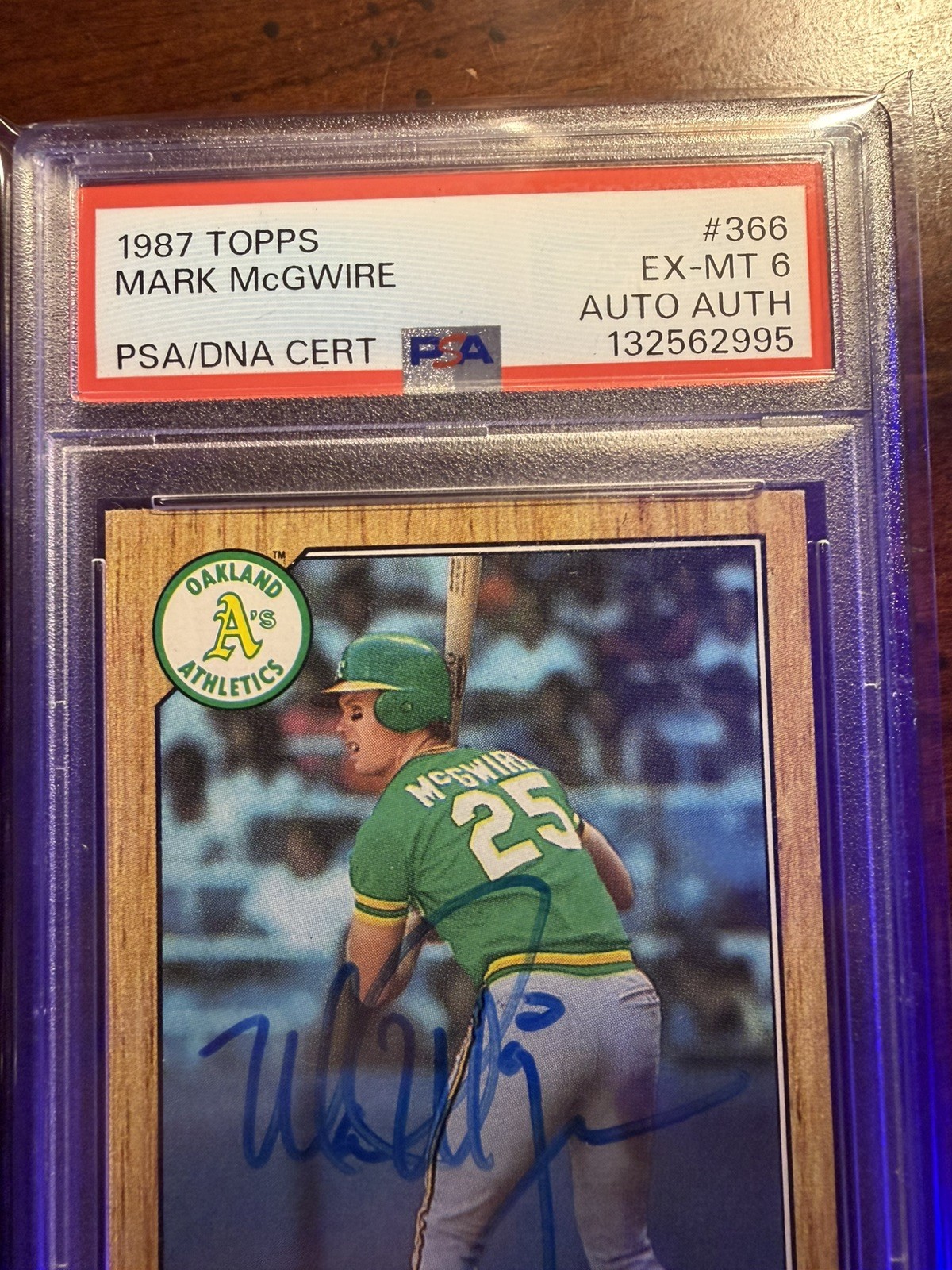 1987 Topps Mark Mcgwire Rookie Autograph EARLY AUTO Baseball Card  PSA Authentic view 2