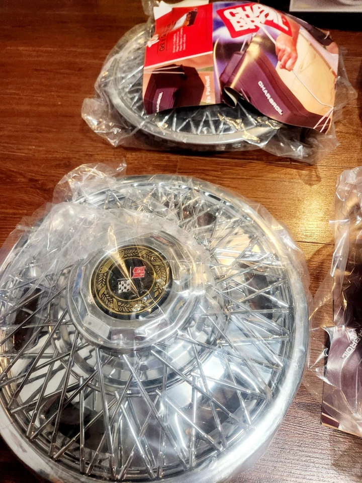 Set Vintage Chrome Chevrolet Chevy Hubcap Wire Spoke Wheel Cover 13" Aftermarket - Image 4 of 4