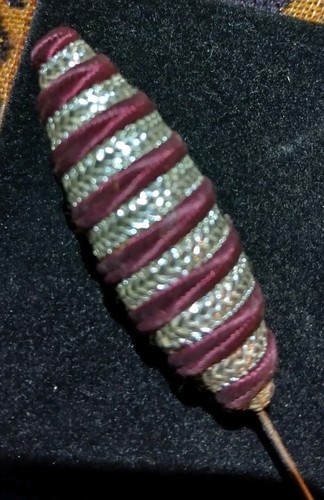 Lovely Vintage Short Stripey Hat Pin.     J68Gryd* - Foto 2 di 5