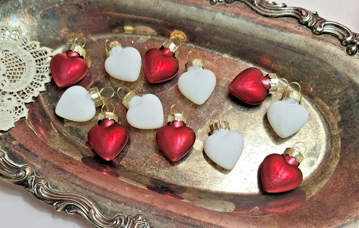 Amosfun Broche De Corazón Rojo Para El Día De San