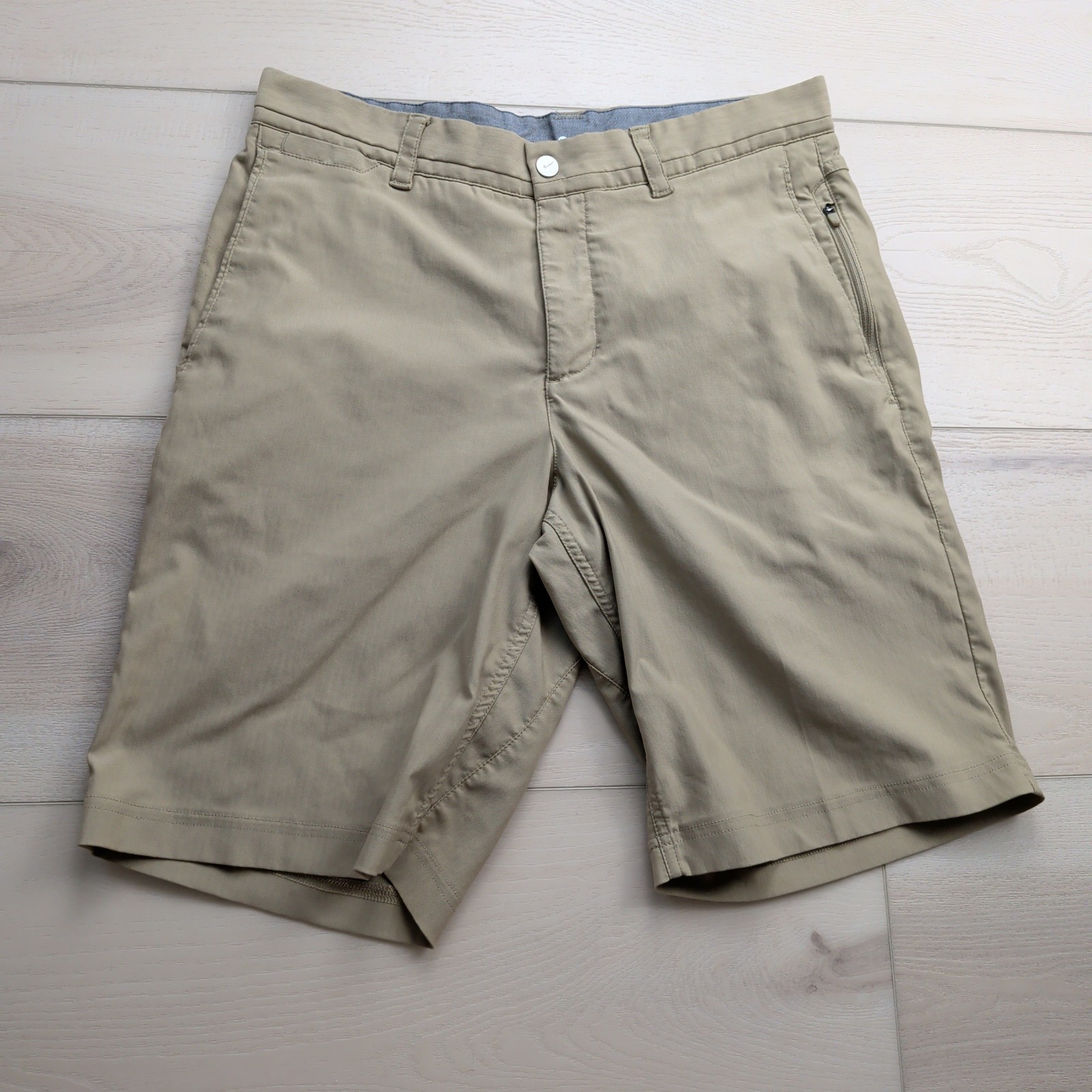 Tiger Woods Collection Shorts Mens 30 Practice 2.0 Khaki Zip