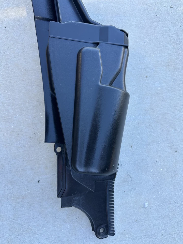 1998 MERCEDES-BENZ S320 W140 FRONT WINDSHIELD WIPER MOTOR COVER COWL - LEFT OEM - Image 3 of 4