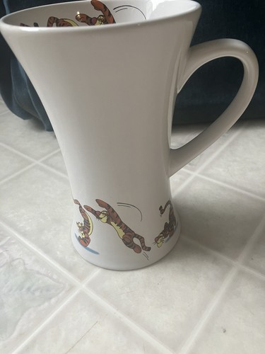 Disney Winnie the Pooh Jumping Tigger Tall Latte Coffee Mug Cup 16oz Hourglass - Picture 3 of 5