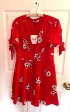 Glamorous Women's Red Mini Dresses Tie Sleeve Floral Mini Dress Size M