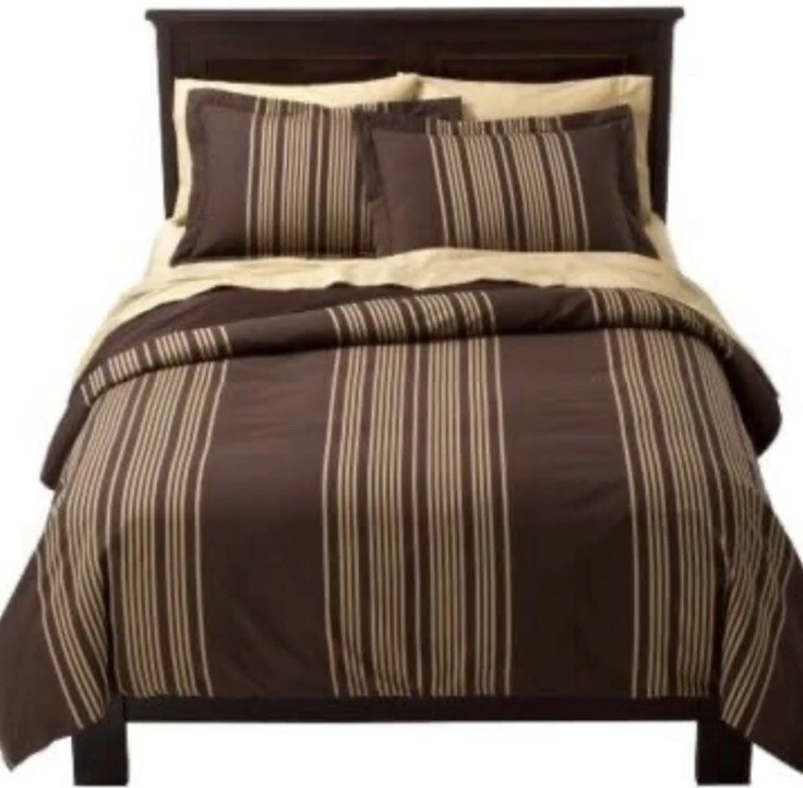 FIELDCREST Luxury Queen Size Duvet Cover Shams Set Stripe Taupe Gold - Image 2 of 2