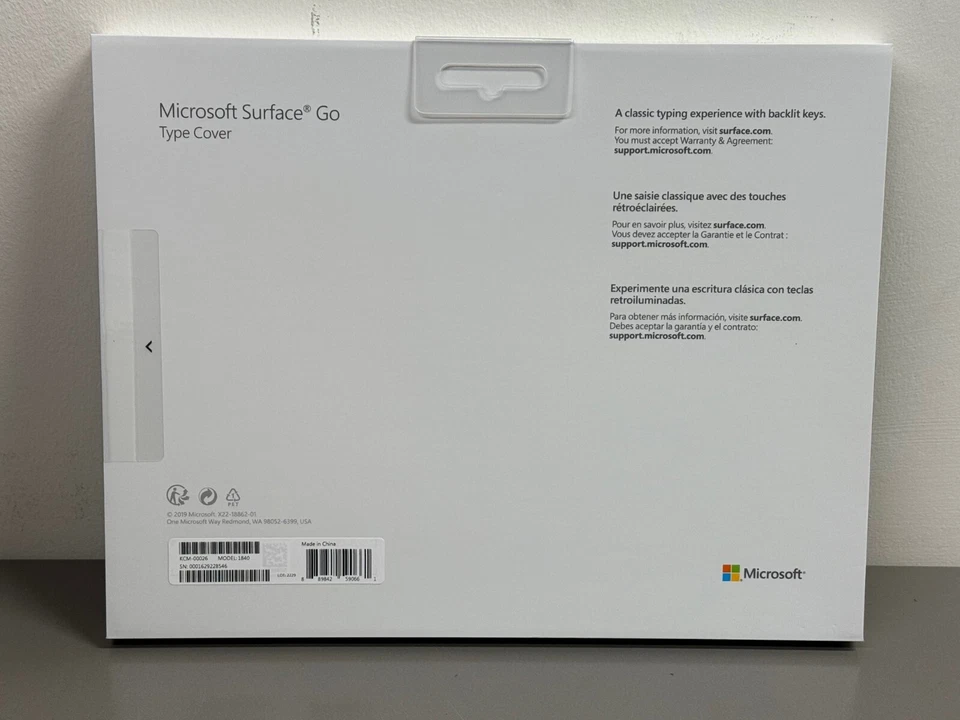 Brand New Microsoft Surface Go Signature Type Cover Black French KCM-00026 - Image 2 of 3