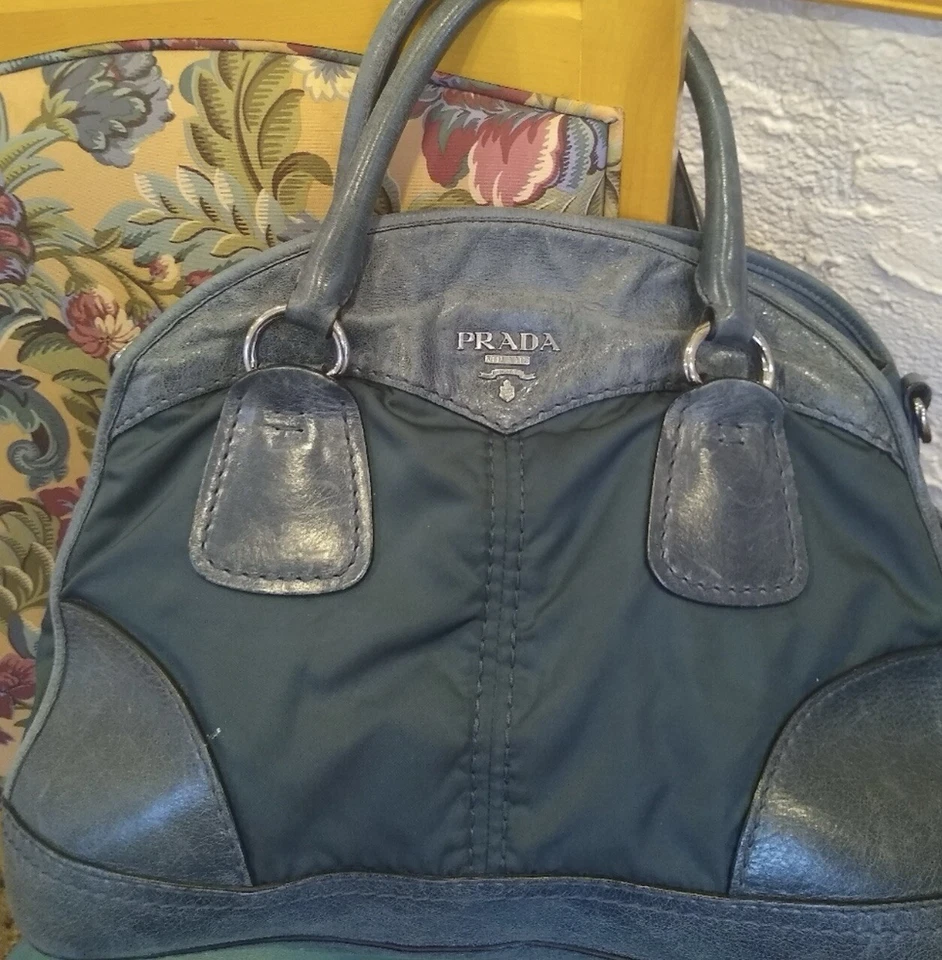 Auténtico bolso de mano Prada Tessuto Vitello Foto 2 de 4