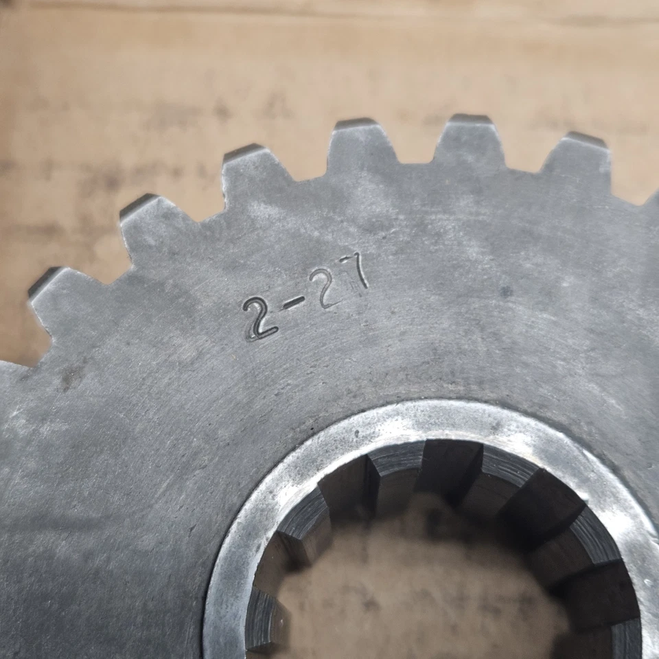 Vintage Quarter Master Quick Change Gear Set - Image 3 of 4