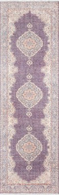 Momeni Helena Medallion Plum Area Rug 2'6'' X 10' Runner