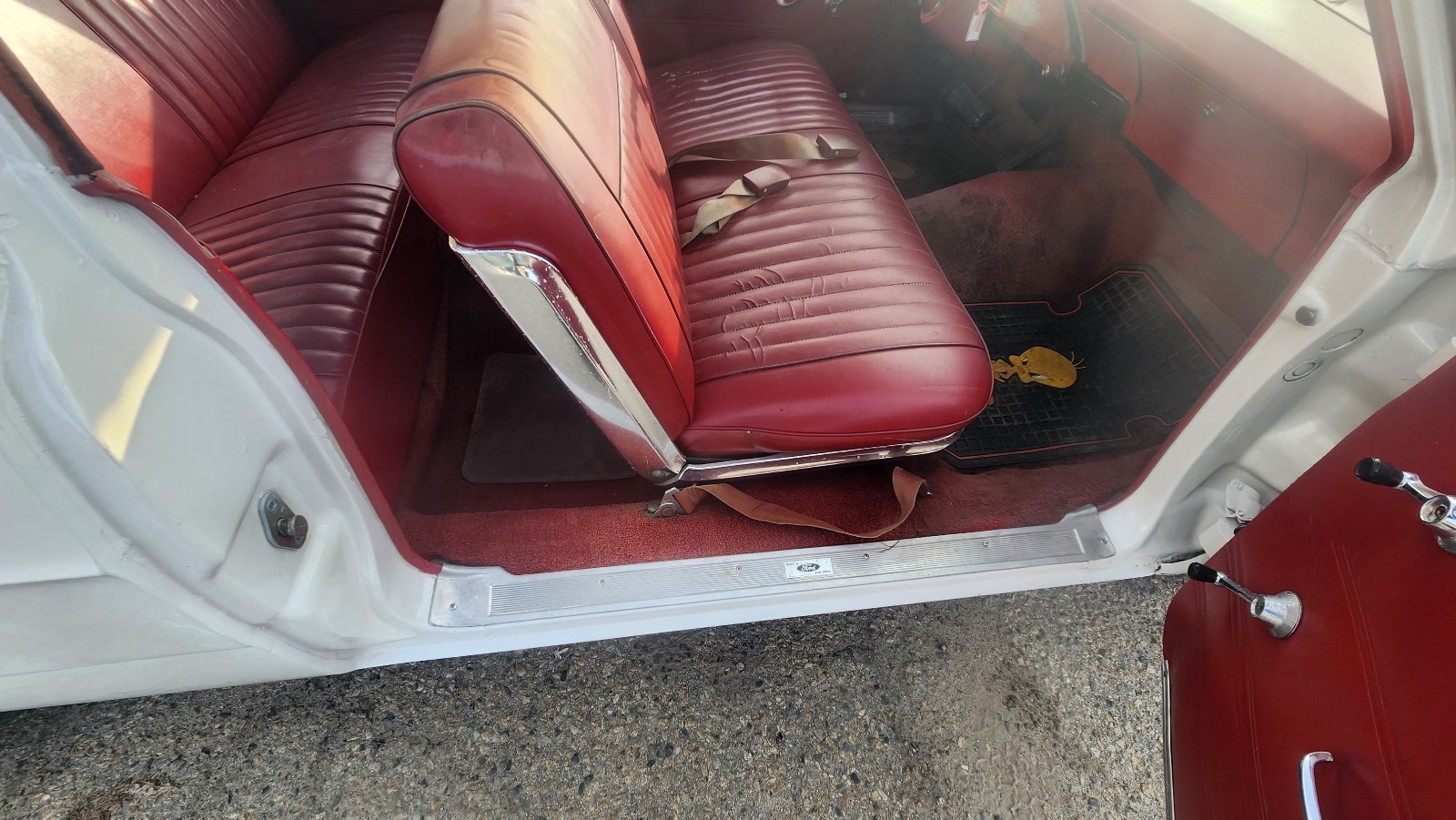 1965 Ford Custom 2 door hardtop