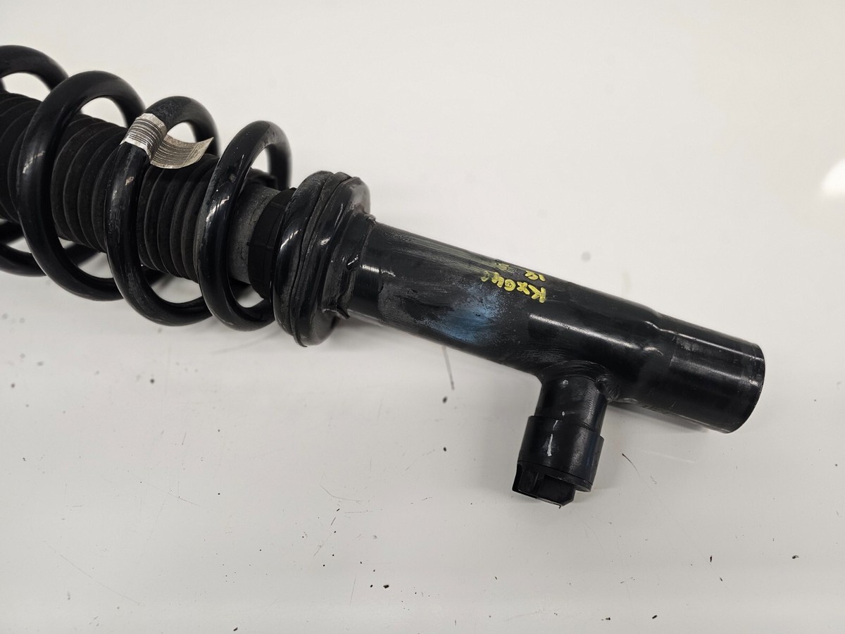 17-20 Volvo S90 V90 Left Front Strut Assembly w/ Active