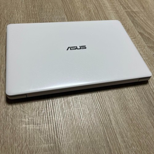 ASUS E203N Intel Celeron N3350 1.10GHz RAM 2GB 11.6 Inches - Picture 9 of 10