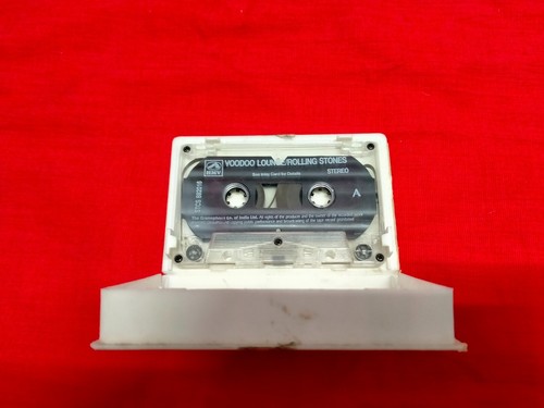 the ROLLING STONES VOODOO LOUNGE RARE CLAMSHELL Cassette tape INDIA indian 1994 - Picture 4 of 4