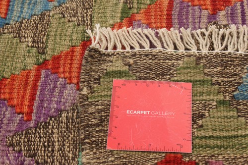 Vintage Hand Woven Geometric Carpet 3'11" x 5'7" Traditional Wool Kilim Area Rug - Picture 9 of 9