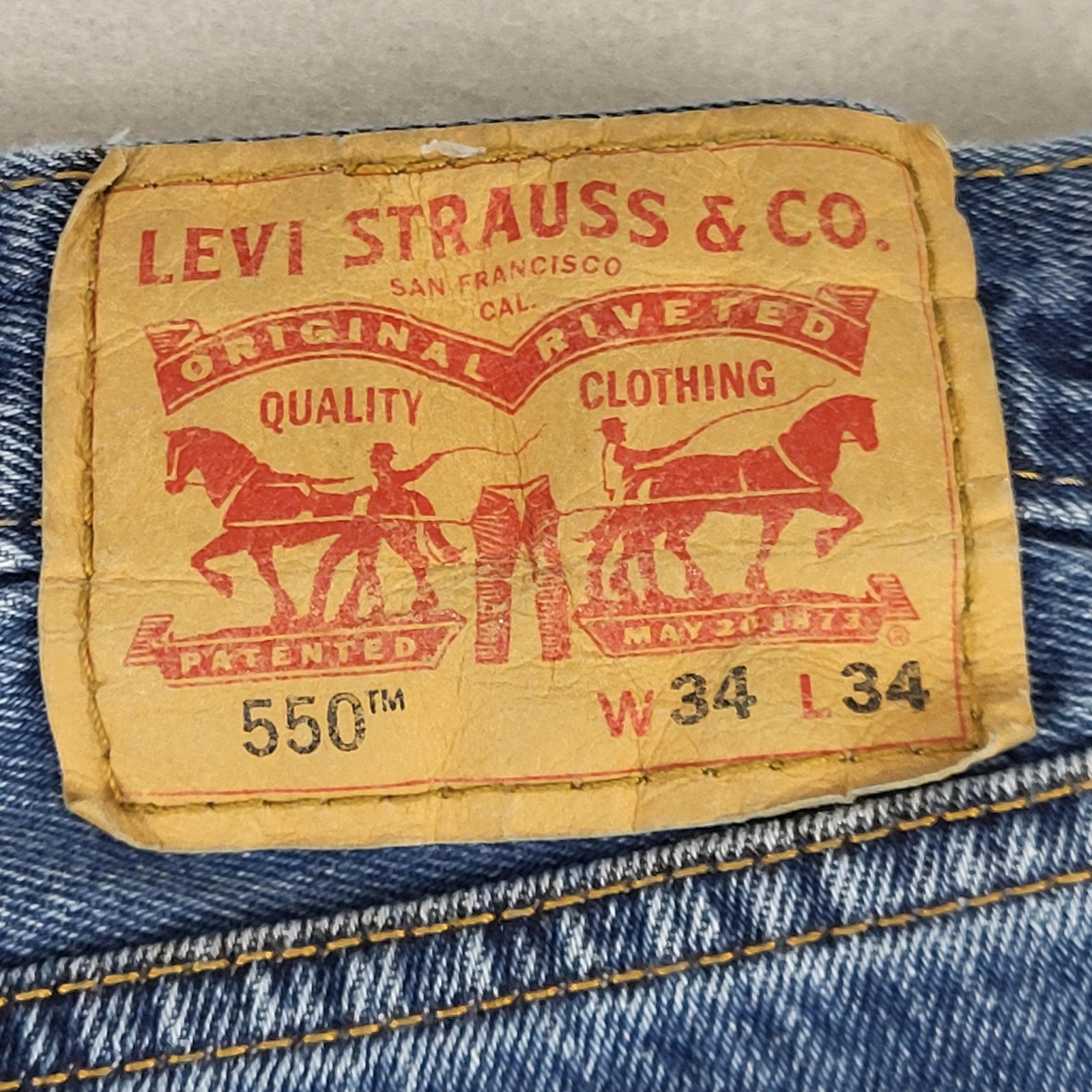 Levis 550 Jeans Mens 34x33 Blue Medium Wash Relaxed Taper Denim Tag 34x34 thumbnail 19