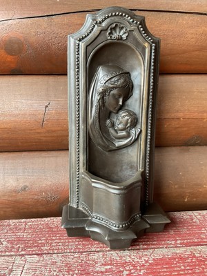 Madonna And Child Plated Irish Bronze Metal Holy Water Hanging Font 