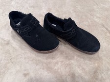 Earth Origins Aurora Jade Black Suede Faux Fur Lined Clogs Women's Size 9