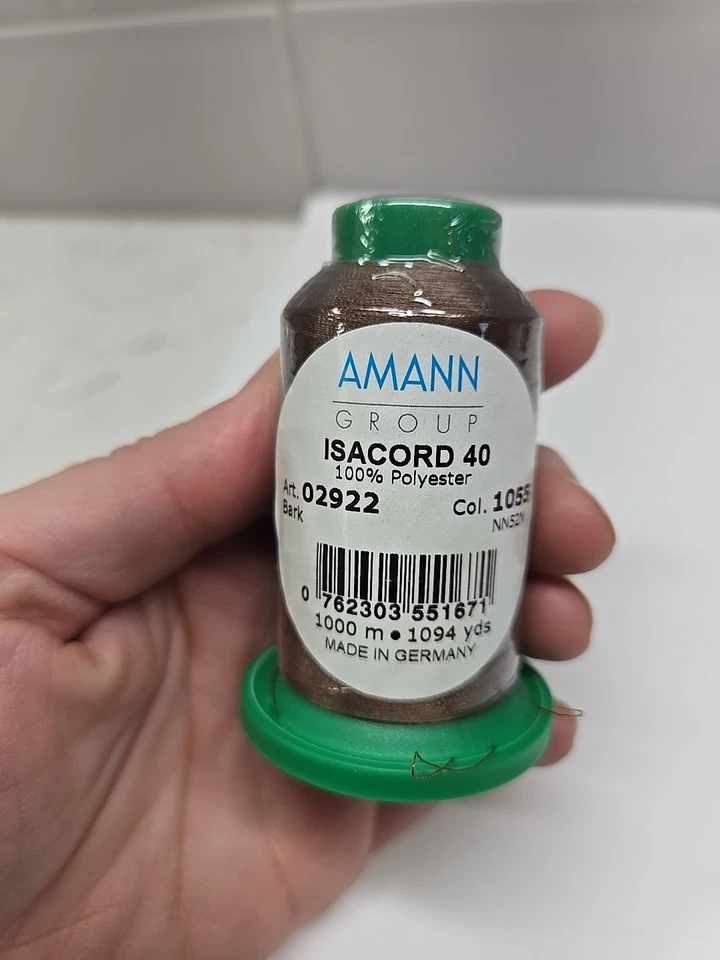 1000 m Isacord Embroidery Thread 40 color 1055 100% polyester New Art 02922 - Image 2 of 4