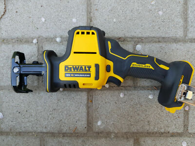 DeWALT 18 Volt Kompakt-Säbelsäge DCS369NT 