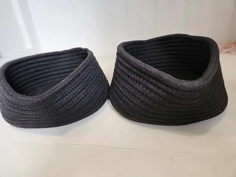 Paquete de 2 cestas tejidas negras, almacenamiento de cuerda de algodón pequeño natural lindas decoraciones redondas Foto 3 de 4