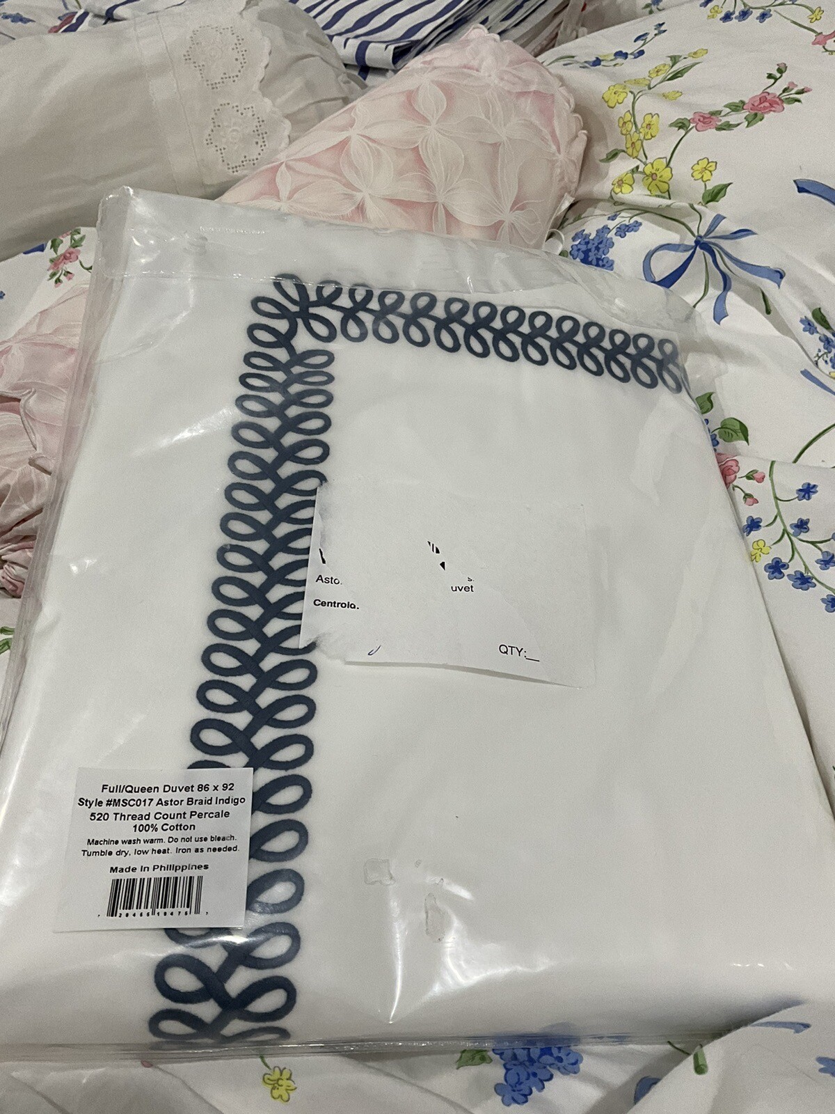 $698 Matouk India NWT 1pc F/Q Duvet Cover 520TC Percale Astor Indigo Embroidery