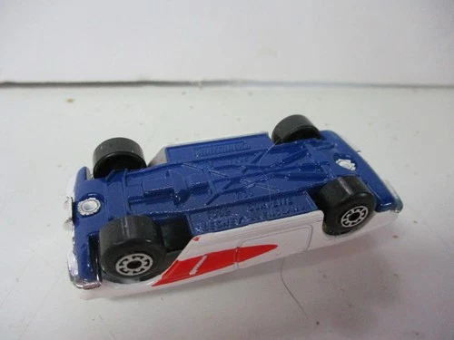 Matchbox Lesney Superfast SF71 1962 Corvette- white with BLUE BASE, loose